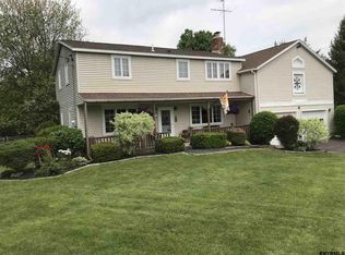 46 Garnsey Rd, Rexford, NY 12148