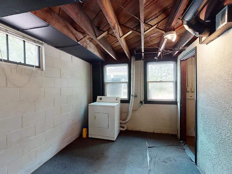 2635 Hunt St — Photo 18