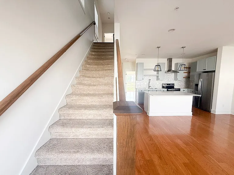105 Allison Way — Photo 16