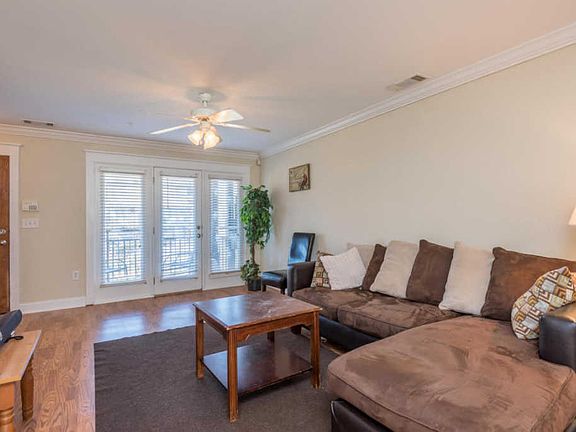 4th image of 3915 Cherokee Woods Way APT 208