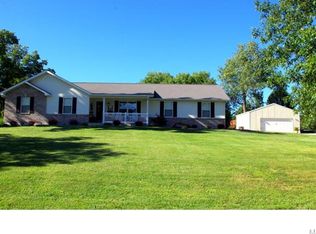 205 Hickory Farms Dr, Hawk Point, MO 63349