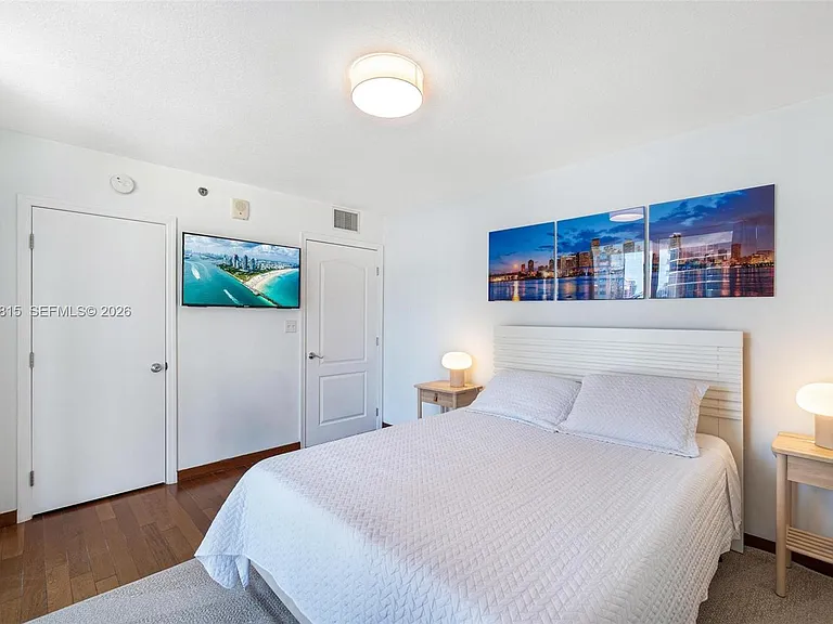 1200 Brickell Bay Dr #2824 — Photo 15