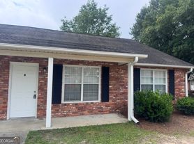 509 Hillside Dr, Dublin, GA
