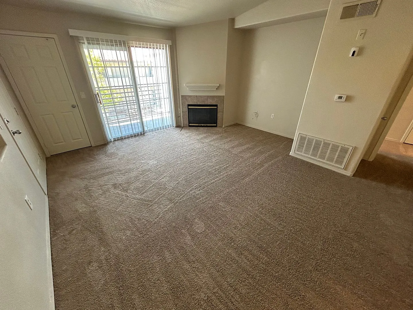 Move In Special: $1000 Off Rent With This Spacious Top Floor 2 Bedroom 2 Bath Condo — Photo 4