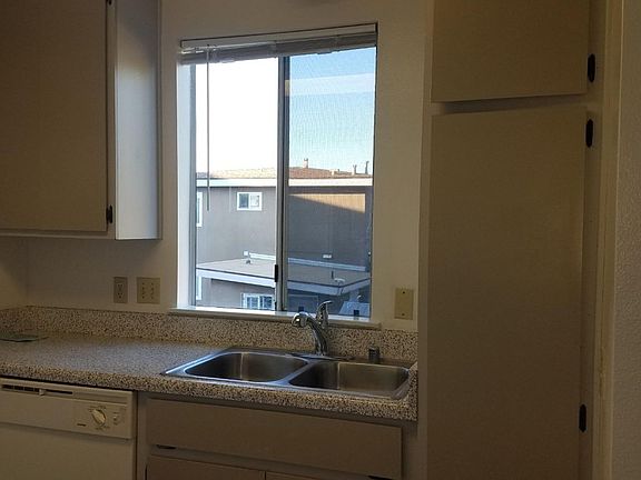 3rd image of 4828 Art St APT 15