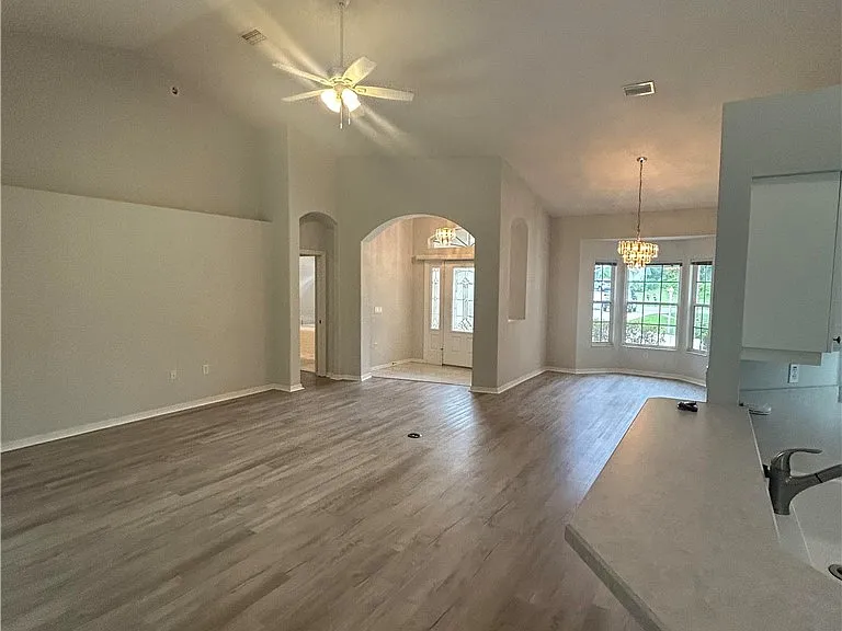 2675 N Canterbury Lake Dr — Photo 5