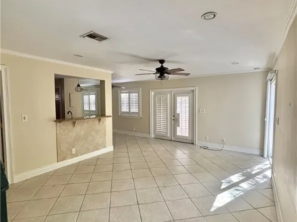 3300 New South Province Blvd APT 3, Fort Myers, FL 33907