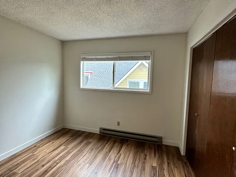509 N Black Ave #1-8 — Photo 19