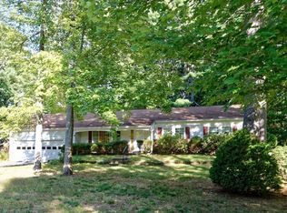 35 Pine Hill Bnd, Ballston Lake, NY 12019