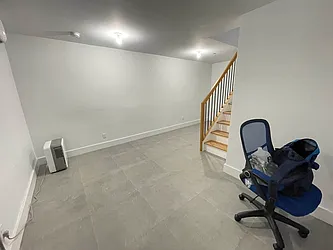 Rented by Tapiro Realty