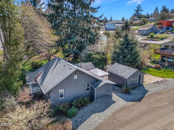 36290 7th St, Nehalem, OR 97131