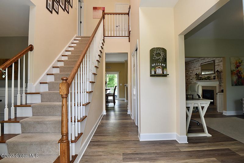 3rd image of 17 Green Fields Drive