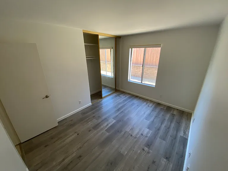 4230 Trieste Dr — Photo 13