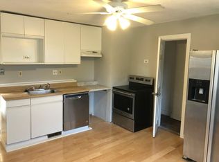 1613 W Galbraith Rd #A, Cincinnati, OH 45239