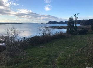 190 Robert Gray Dr, Ilwaco, WA 98624