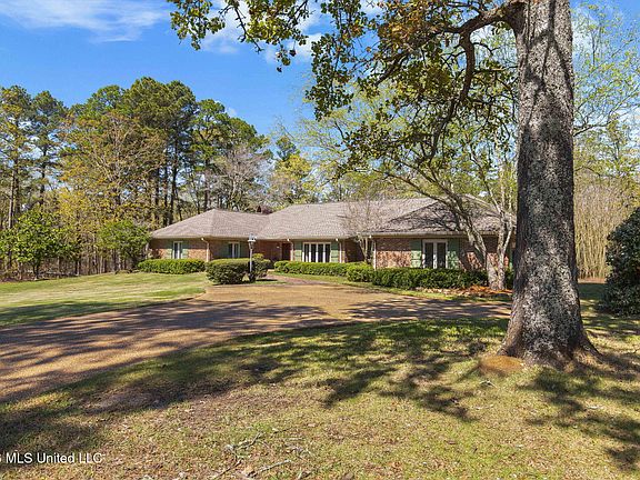 3rd image of 6145 Wirtz Rd