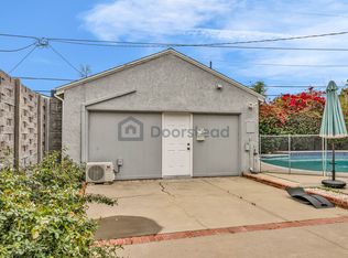 19550 Hamlin St, Reseda, CA 91335