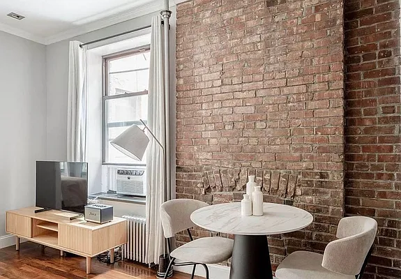 Rented by DALLAL | media 22