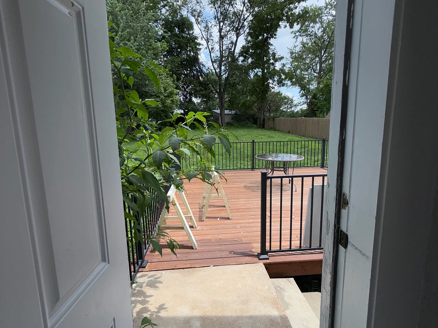 2 bed, 837 sqft, $1,400 — Photo 2