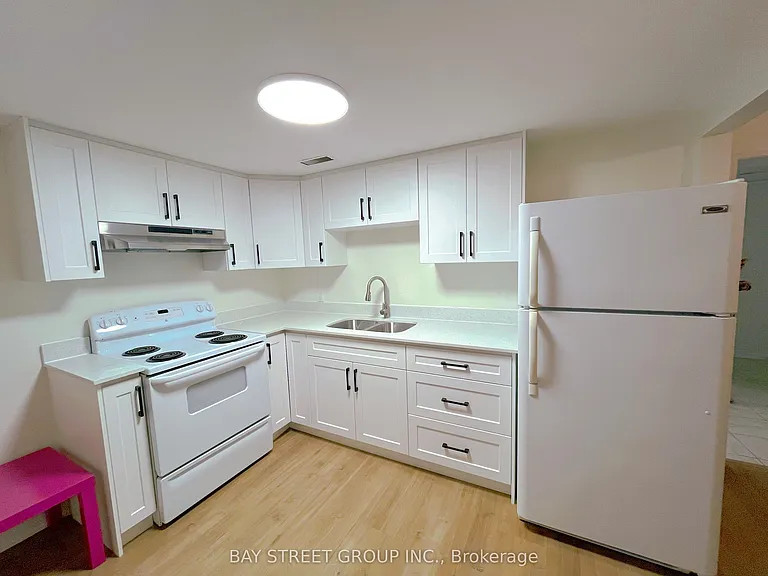 12 Wakil Dr #LOWER — Photo 5