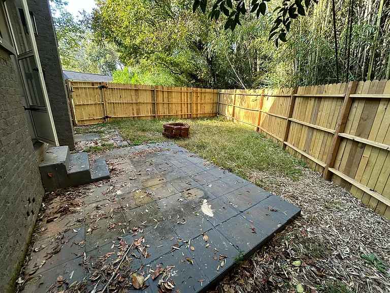 647 Annafrel St #B — Photo 6