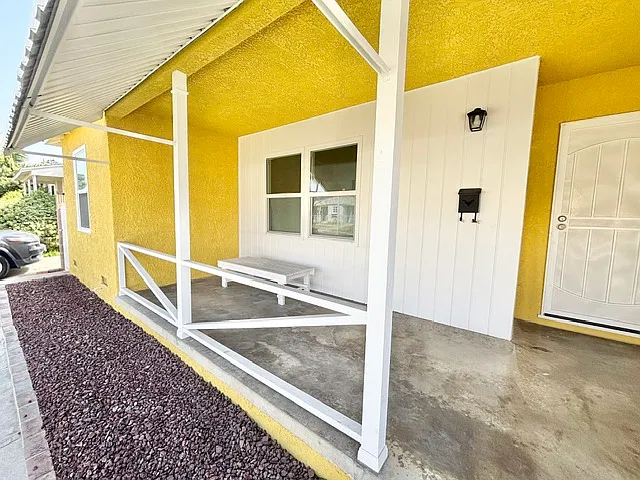 3 bed, 1160 sqft, $3,550 — Photo 3