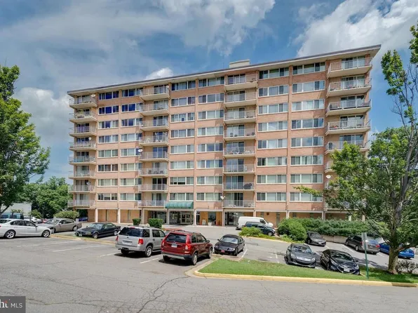 4520 King St APT 407, Alexandria, VA 22302