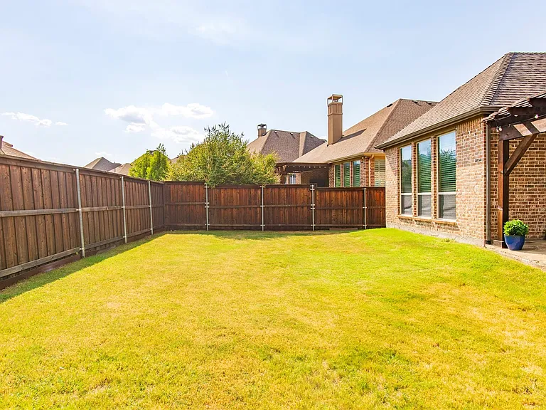 3728 Kennoway Colony — Photo 35