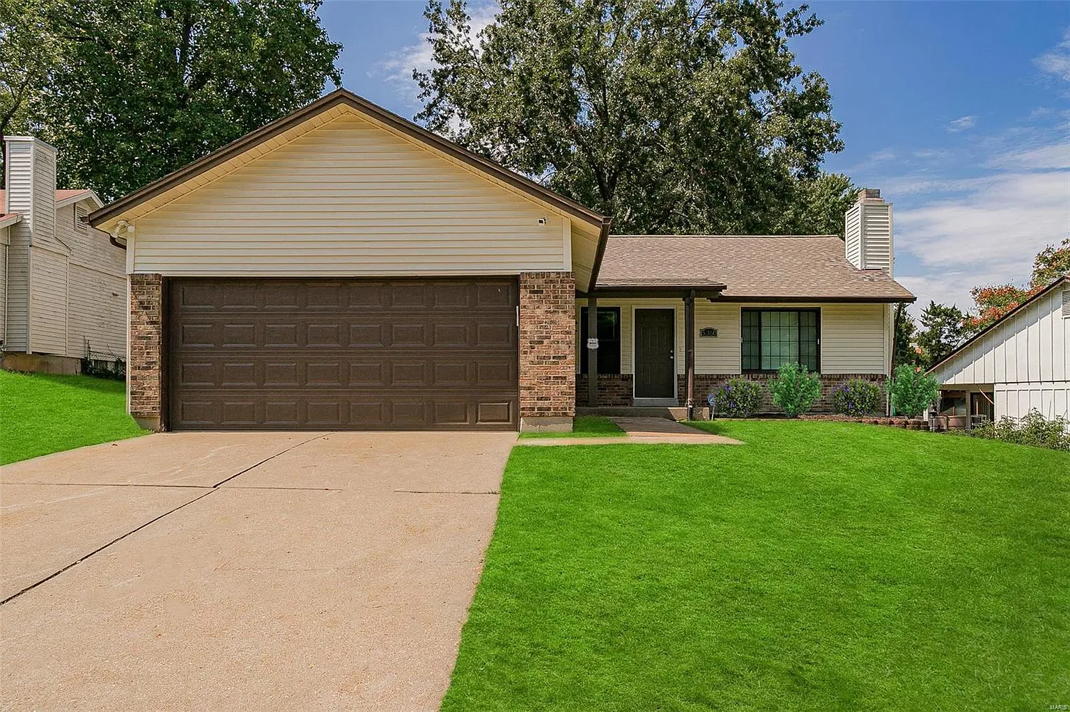 5360 Springtrail Dr photo 1