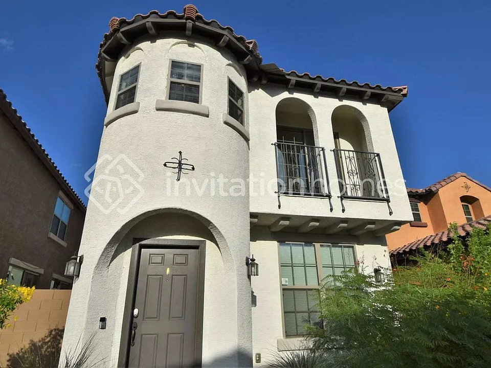 2946 N Sonoran Hls