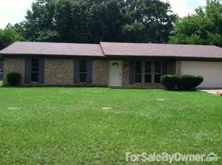 211 Jay Dr, Longview, TX 75603