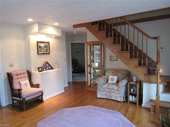 2nd image of 2418 Phelps Ave