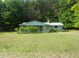 2898 Glory Rd, Frankfort, MI 49635