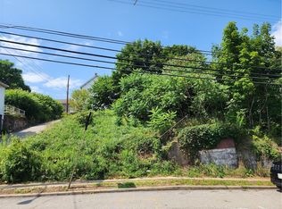 902 Wallace St, Vandergrift, PA