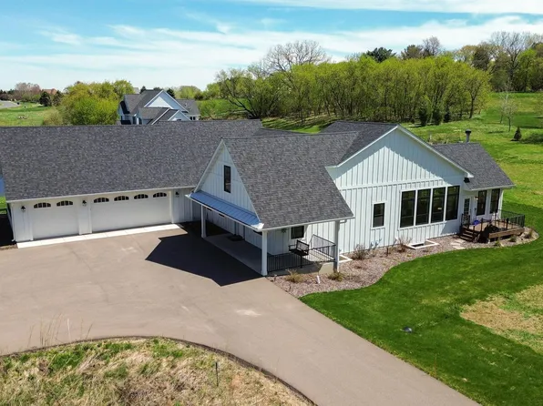 1191 42nd St, Hudson, WI 54016