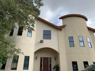 416 Manor Rd, Laredo, TX 78041