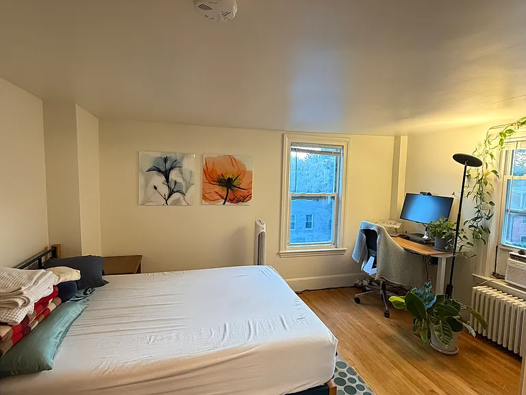 898 Massachusetts Ave #7 — Photo 3