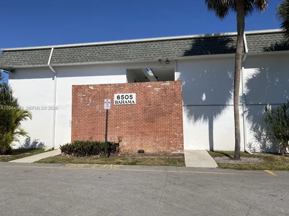 6505 Winfield Blvd #B-19, Margate, FL 33063