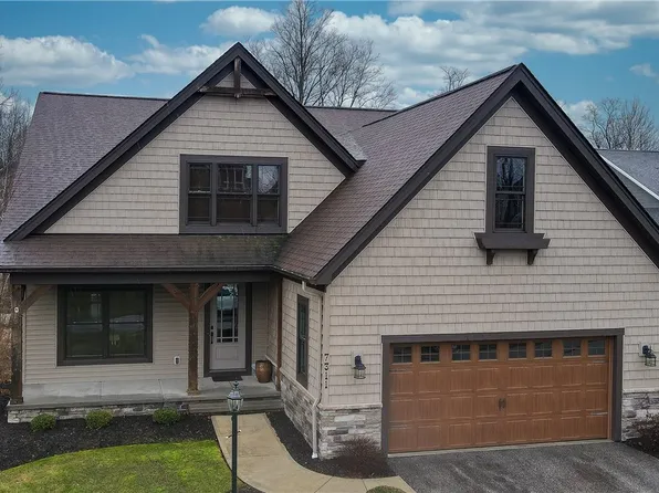 7311 Edwards Lndg, Chagrin Falls, OH 44023