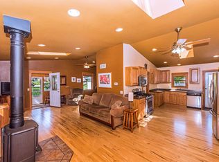 105 Van Deusen St, Madison, WI 53715