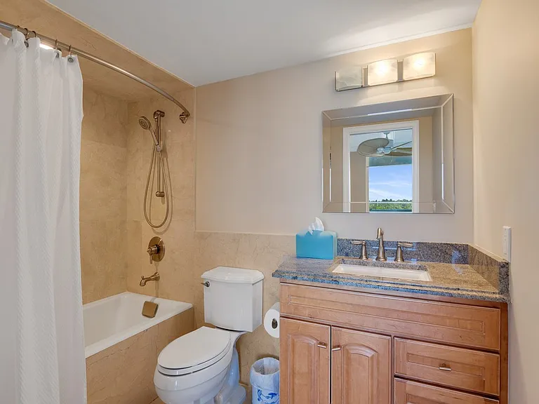 3554 Ocean Dr #501S — Photo 17