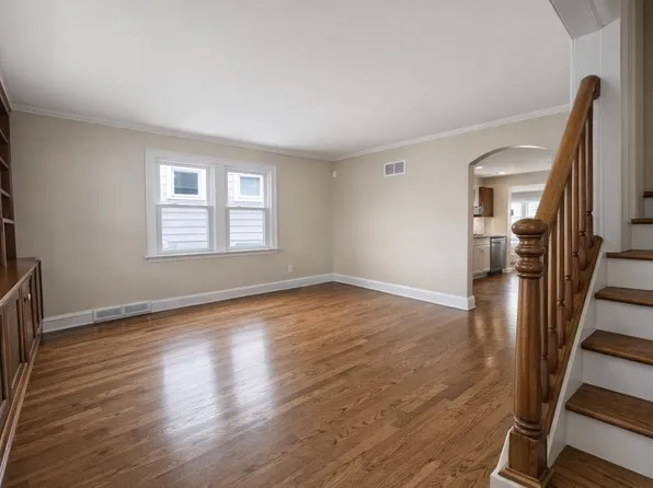 14949 Avers Ave, Midlothian, IL 60445