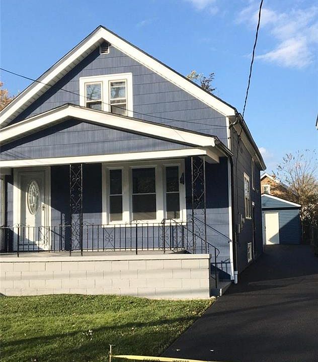 1st image of 120 Hastings Ave