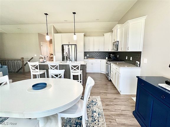 5th image of 5341 Highland Way