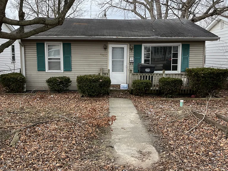 4025 Brown St — Photo 11
