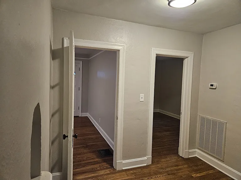 1408 King Hollands Ave — Photo 10