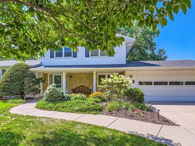 3011 Chatsworth St N, Roseville, MN, 55113
