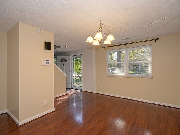 5th image of 529 Ashwood Dr