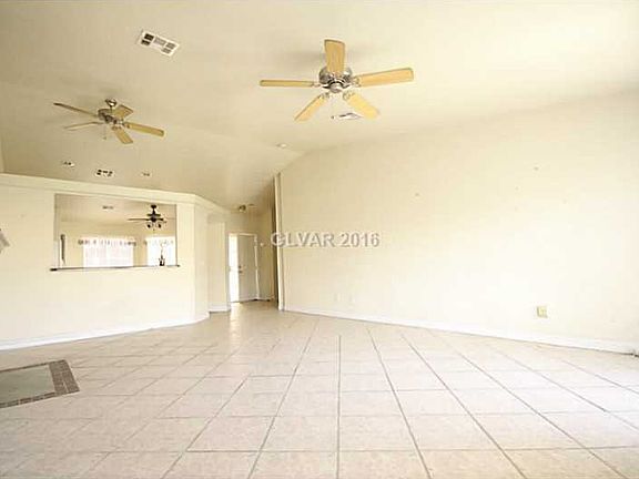 5th image of 1068 Oak Shade Ln