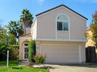 8882 La Margarita Way, Sacramento, CA, 95828